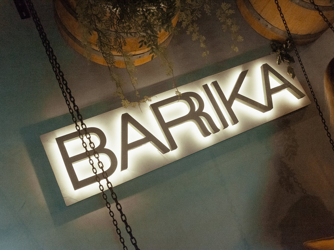 Barrika Fonda Escondida