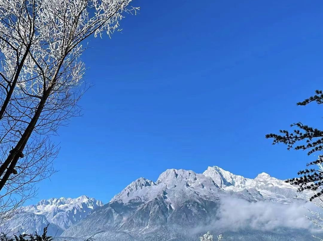 丽江金茂璞修雪山酒店主图