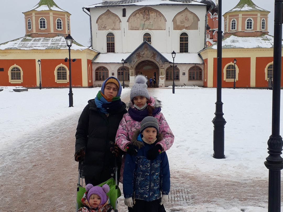 Tikhvin Assumption Monastery景点图片