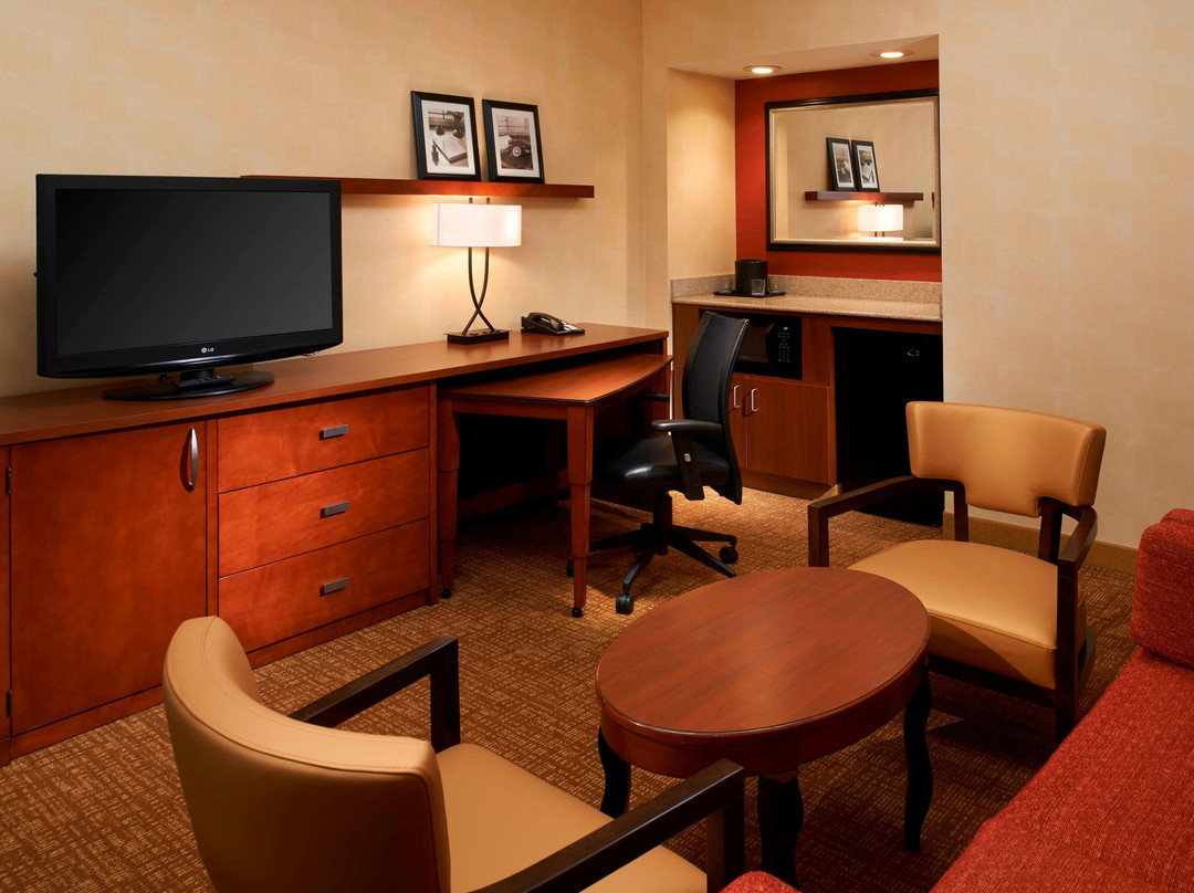 Courtyard Dayton South主图