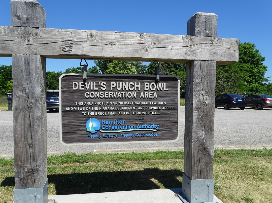 Devil's Punchbowl Conservation Area-Stoney Creek必去景点