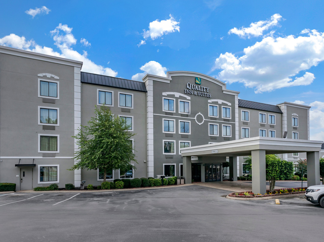 Quality Inn & Suites主图