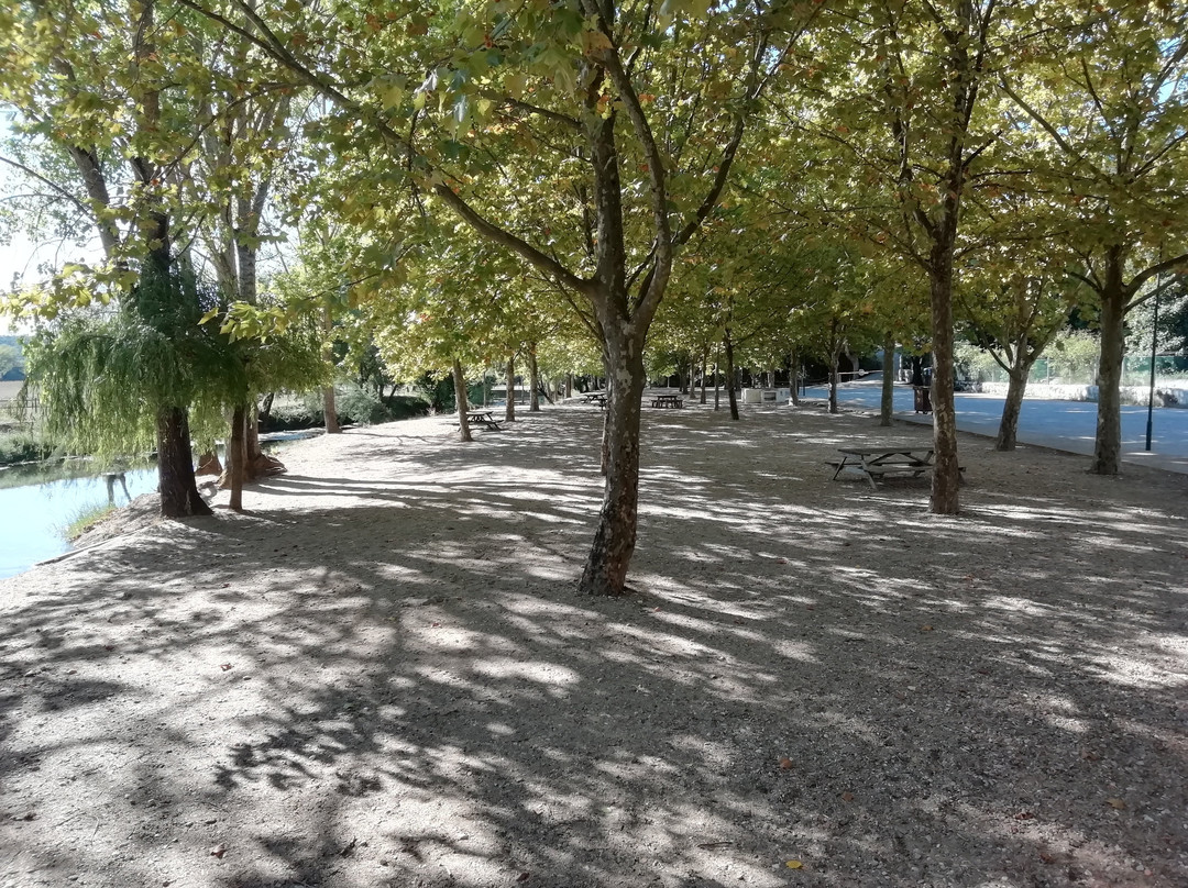 Praia Fluvial dos Olhos d'Agua景点图片