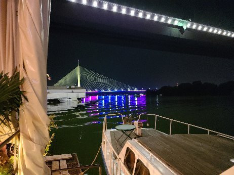 Sava Bridge-贝尔格莱德必去景点