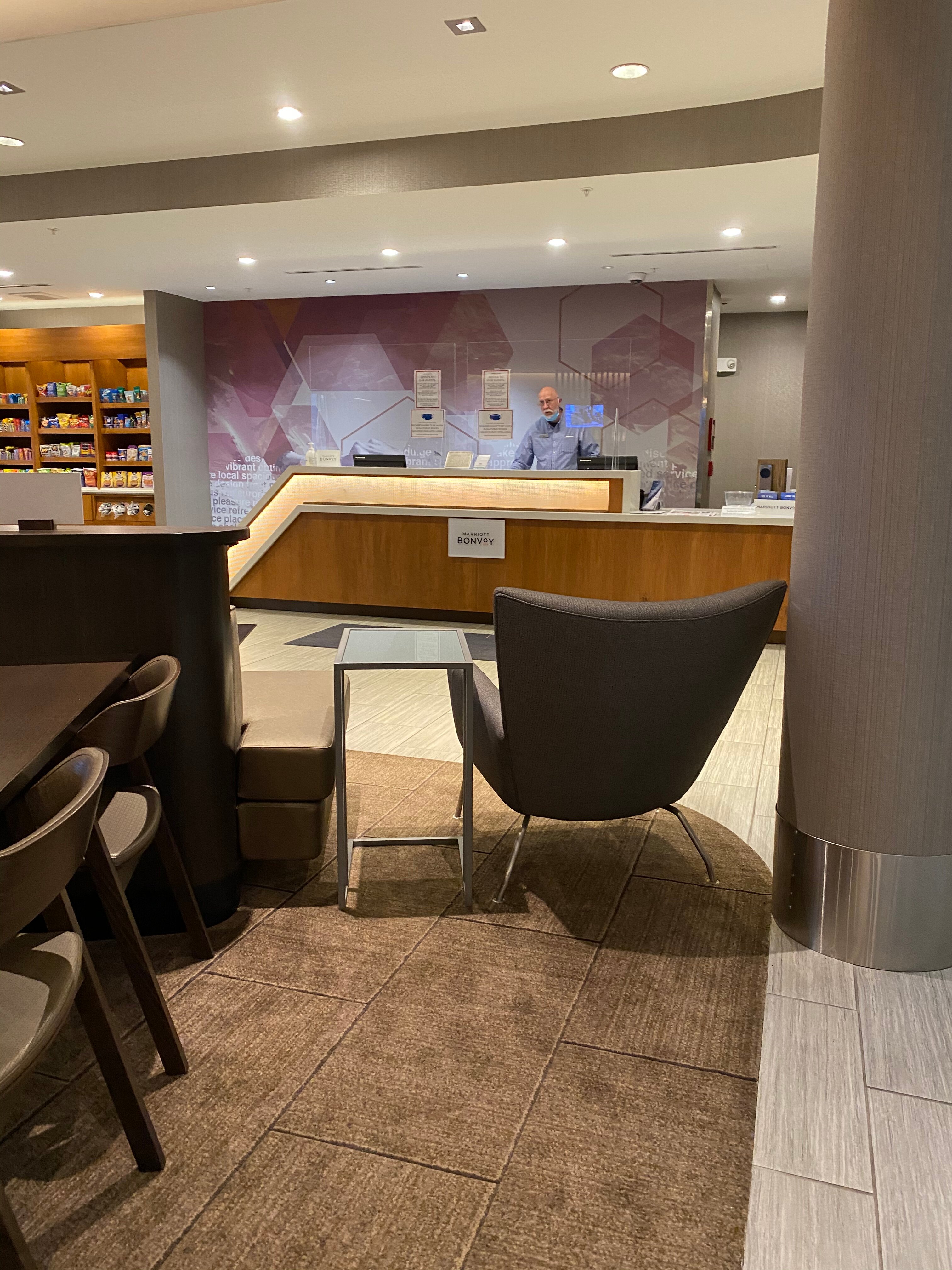 SpringHill Suites Kalispell-浴室