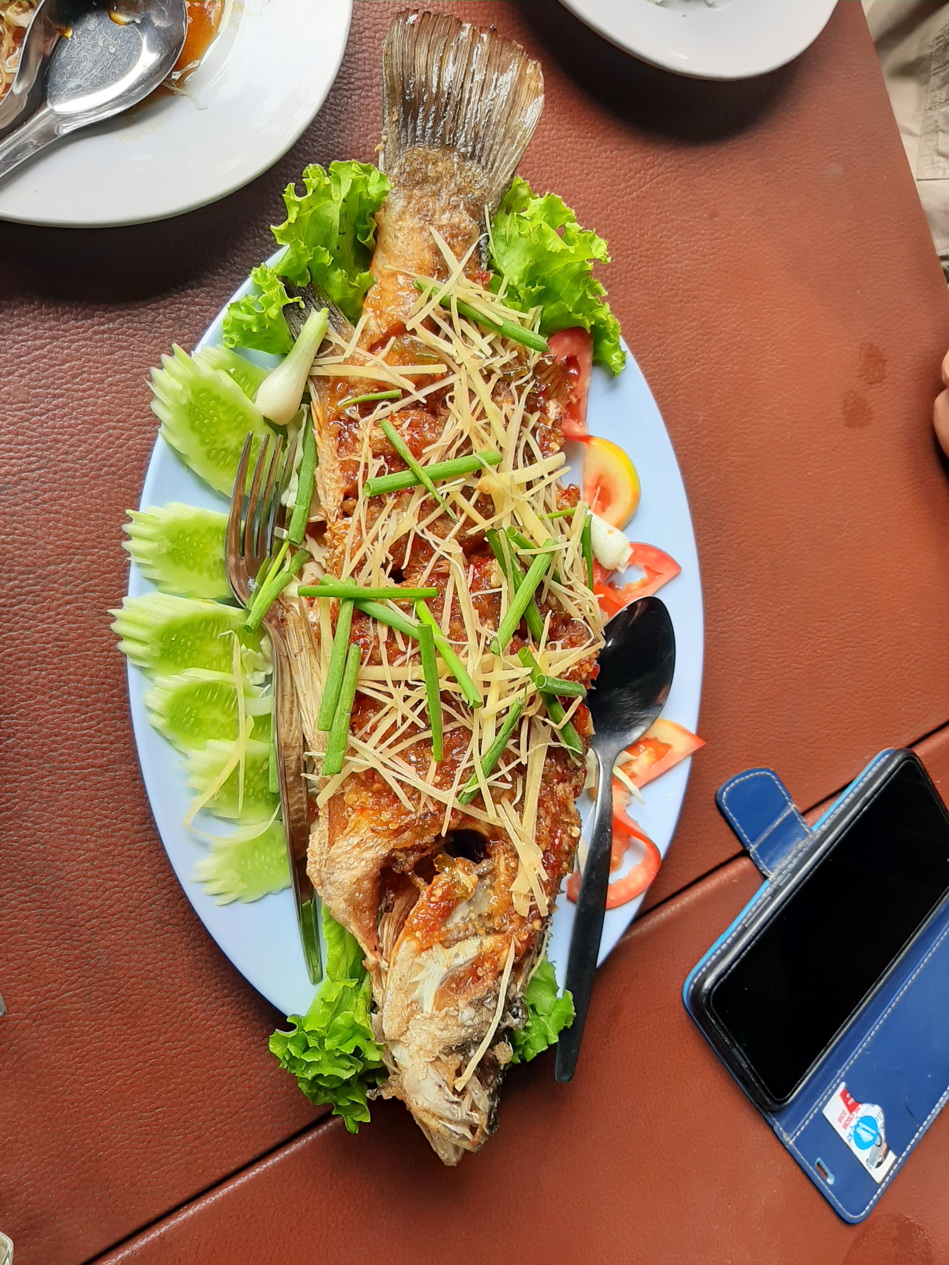 Rabieng  Rimnum (Waterfront Terrace)-餐饮