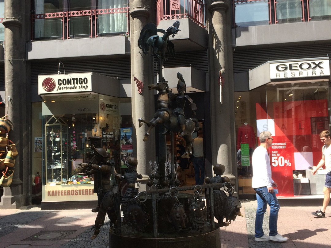 Puppenbrunnen-亚琛必去景点