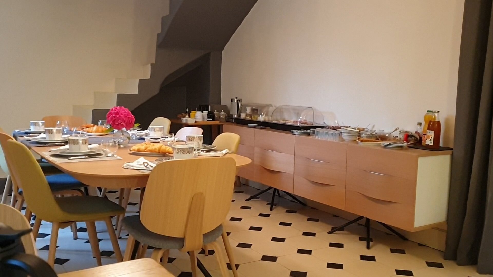 朱冈维尔庄园酒店-餐饮