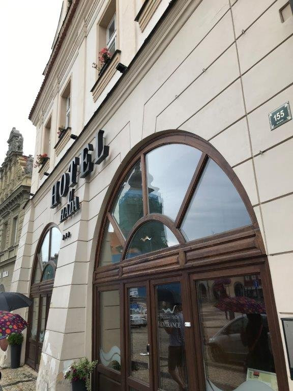 Hotel U Hada Žatec主图