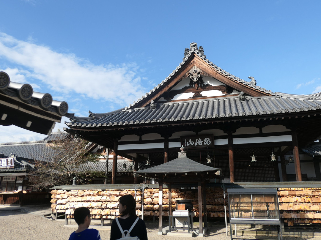 Abemonjuin-樱井市必去景点