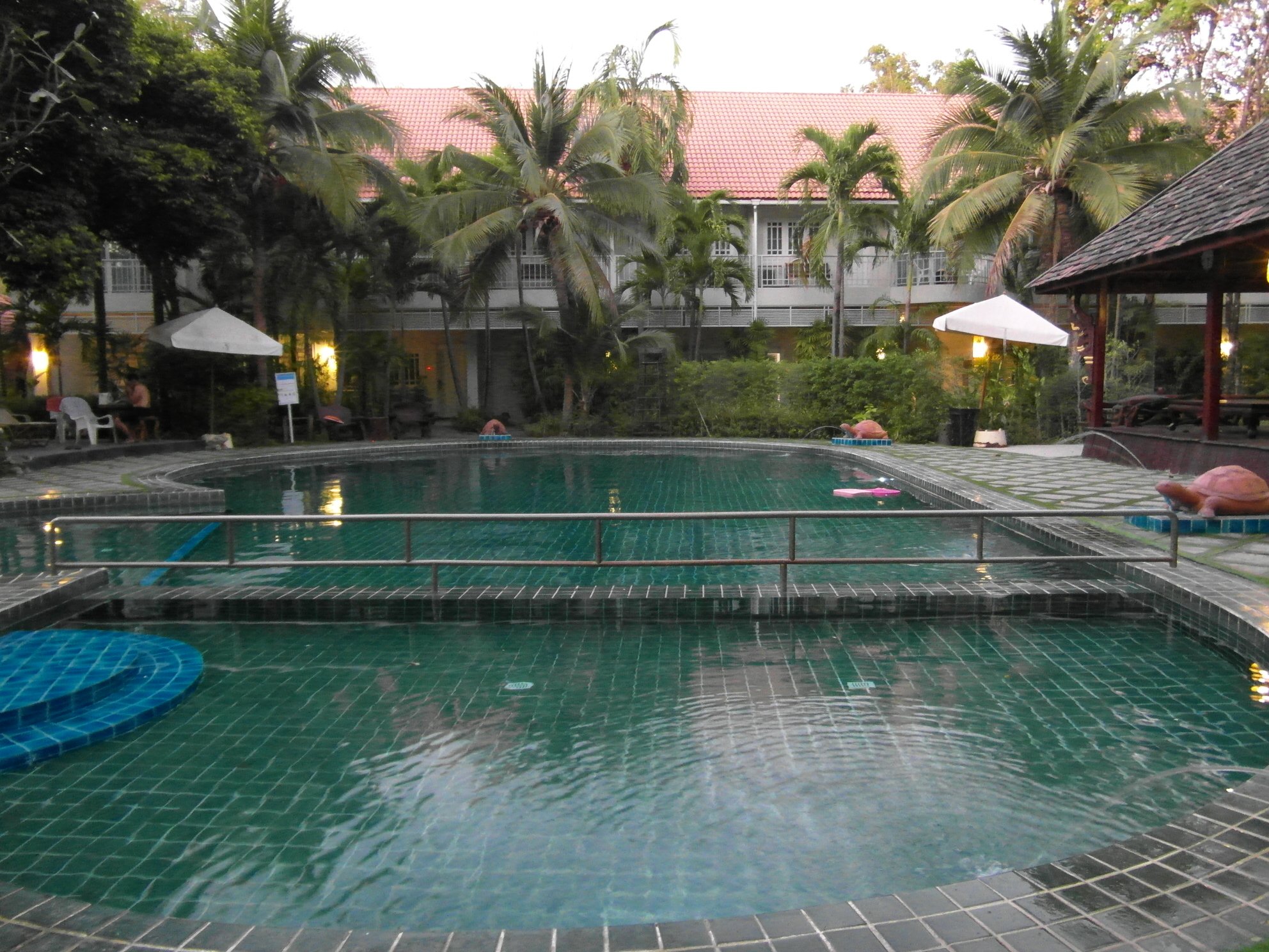 Rachawadee Khonkaen Airport Hotel-泳池
