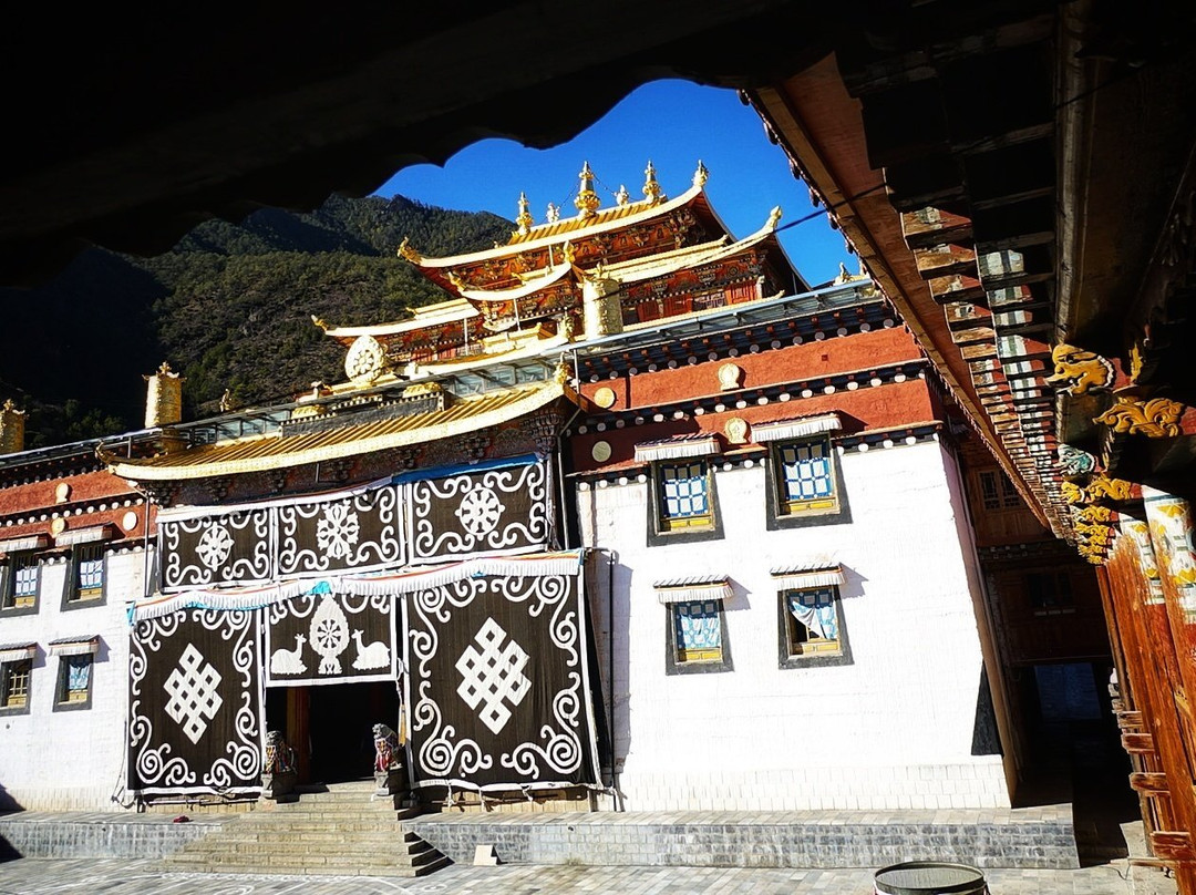 东竹林寺景点图片