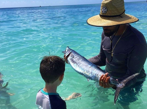 Business Trip Charters-大开曼岛必去景点