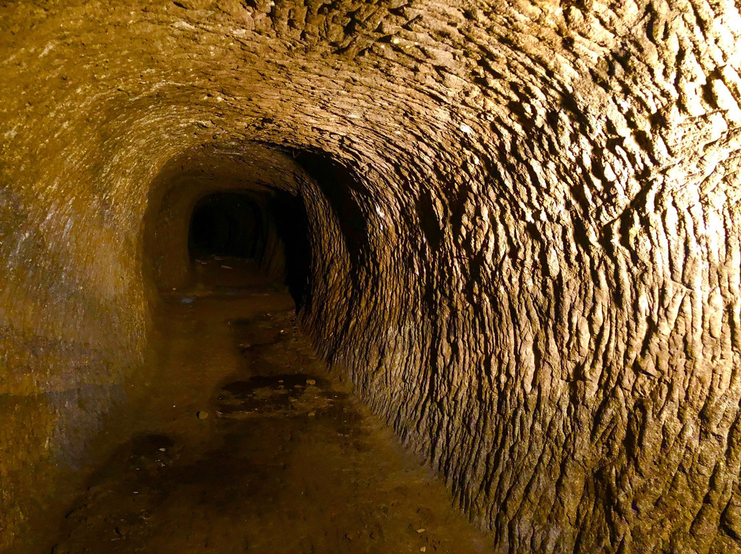 Akayama Underground Ruins-馆山市必去景点