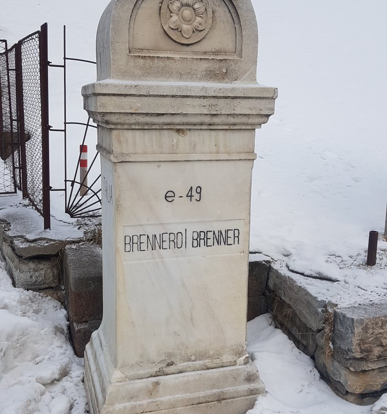 Cippo di Confine景点图片