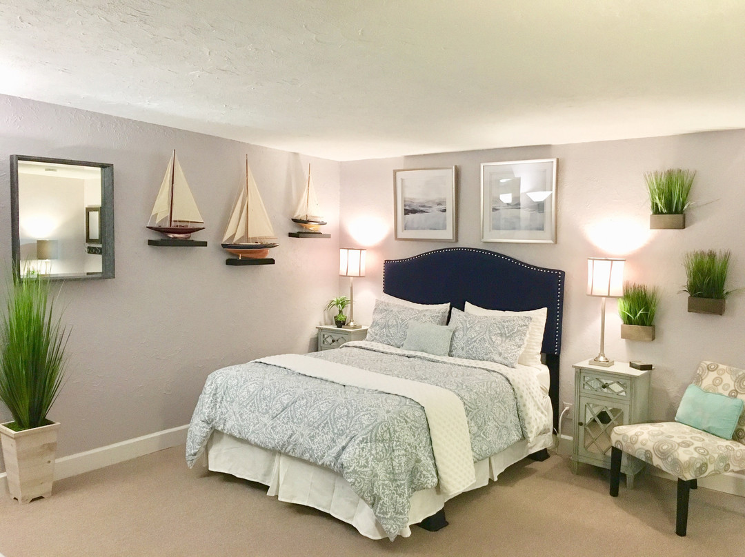 The Tradewinds Condominums主图