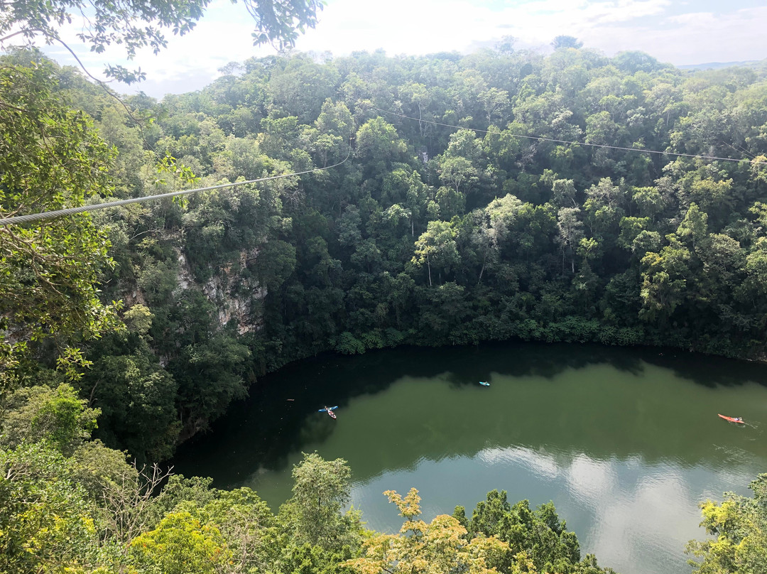 Cenote Miguel Colorado景点图片
