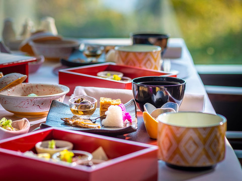 甄选洞爷湖酒店主图