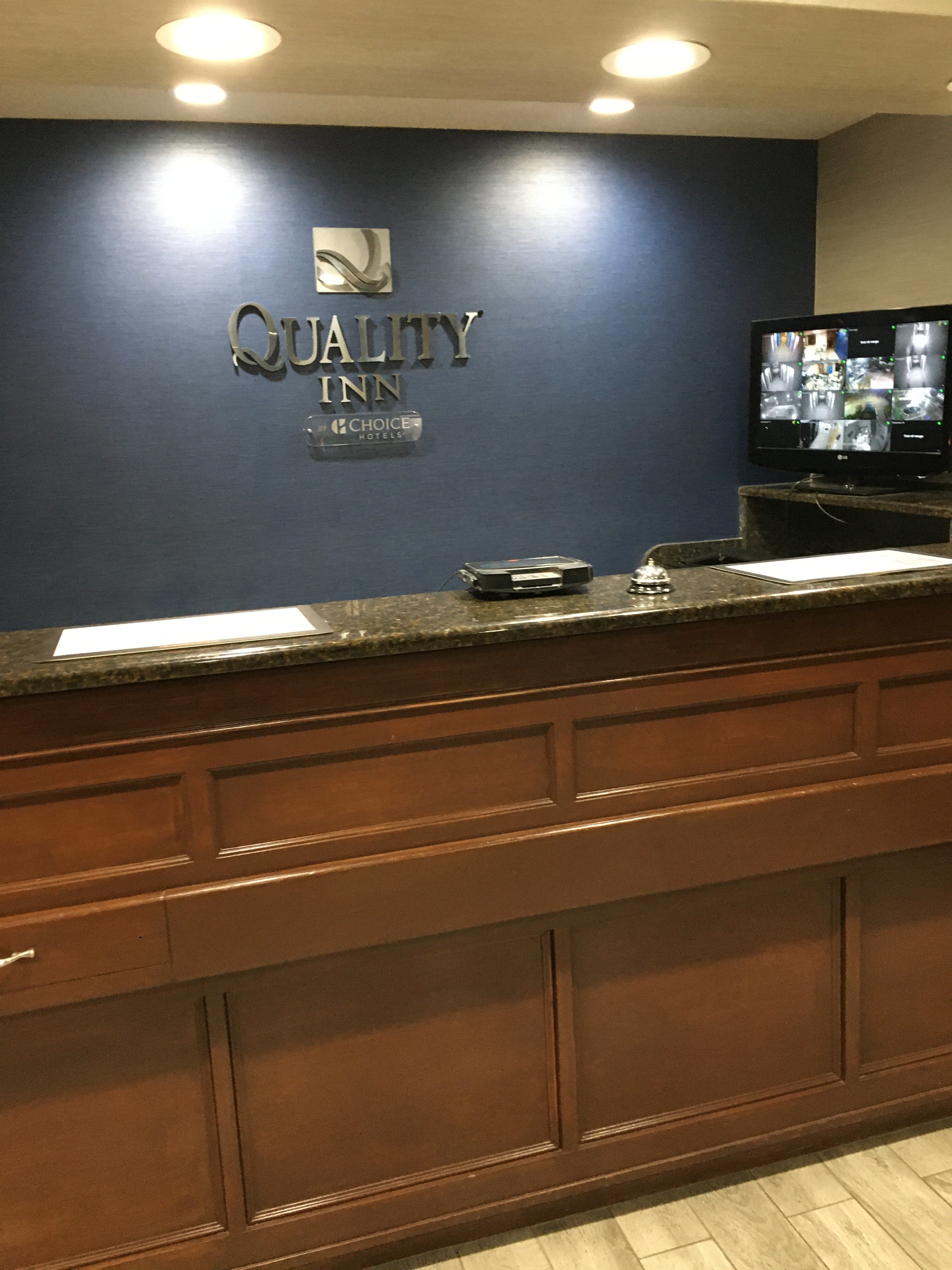 Quality Inn Hillsboro-浴室