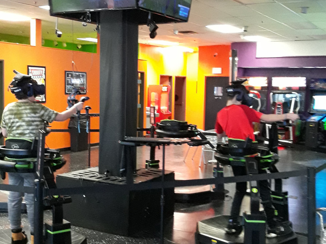 VR Life Arcade-Pontiac必去景点