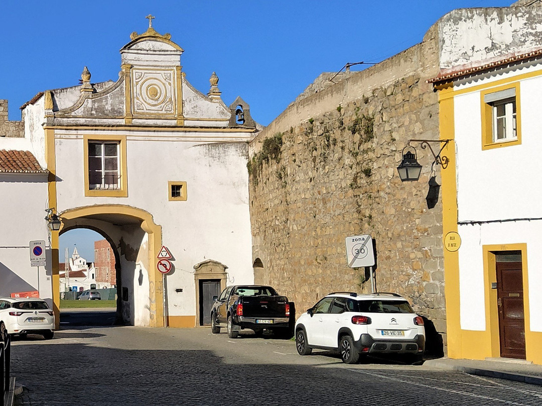 Porta da Lagoa-埃武拉必去景点