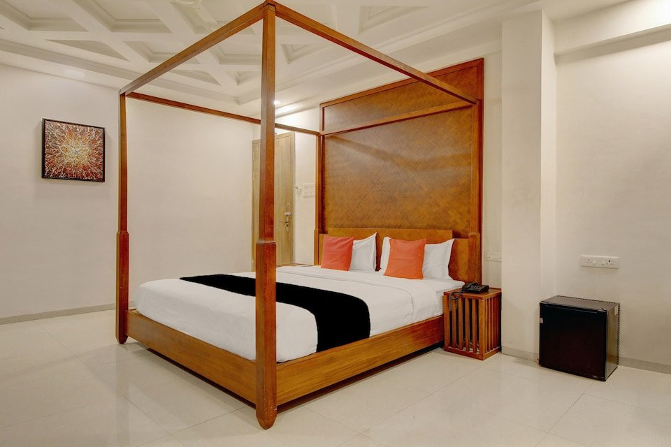 Capital O 40790 Hotel Triveni主图