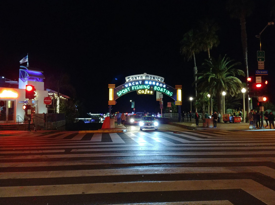 Santa Monica Yacht Harbor Sign-圣莫尼卡必去景点