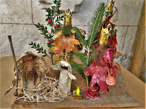 Eglise Saint-GENIS-Confolens必去景点