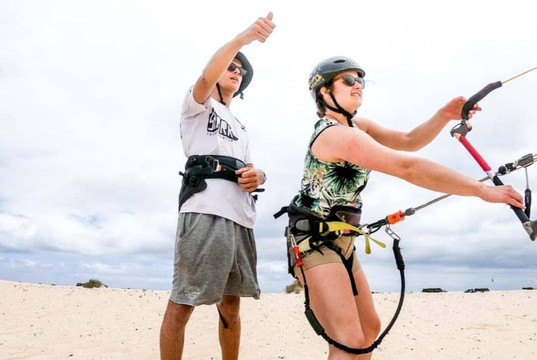 Kitesurf Fuerteventura FuerteActive Kite School-科拉雷侯必去景点