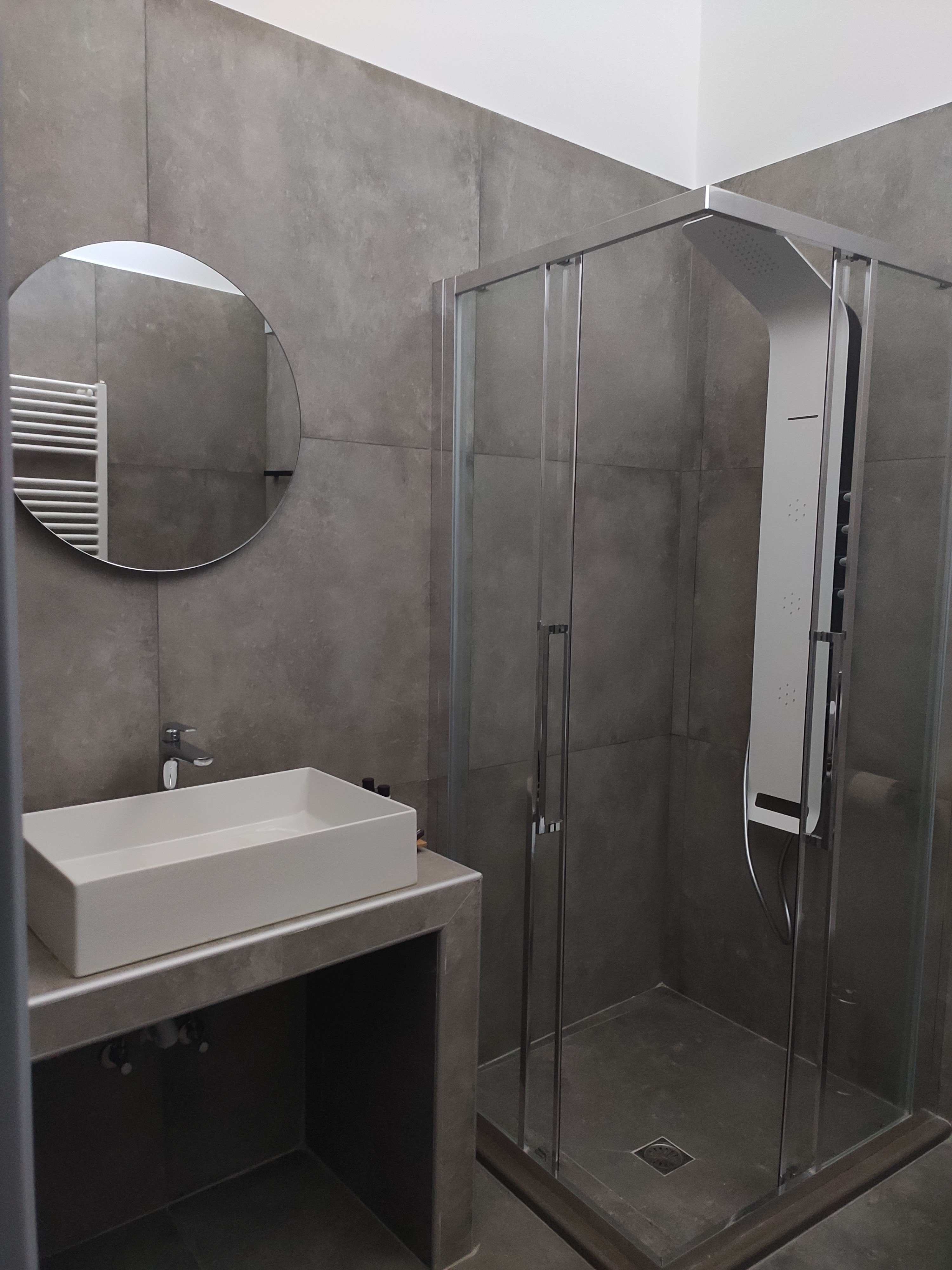 Impero Nafplio Hotel & Suites-浴室