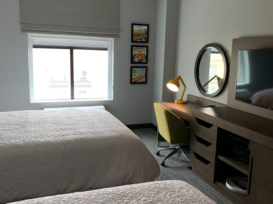 Hampton Inn Riverside Downtown主图