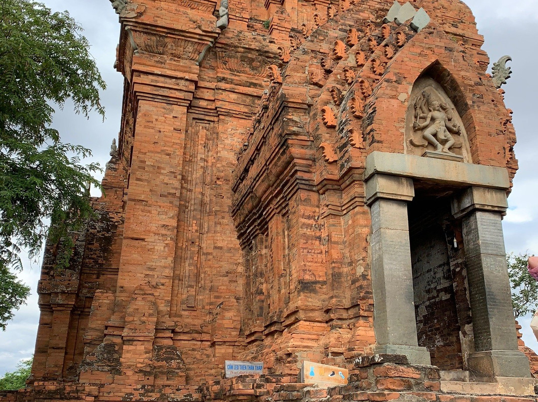 Po Klong Garai Temple景点图片