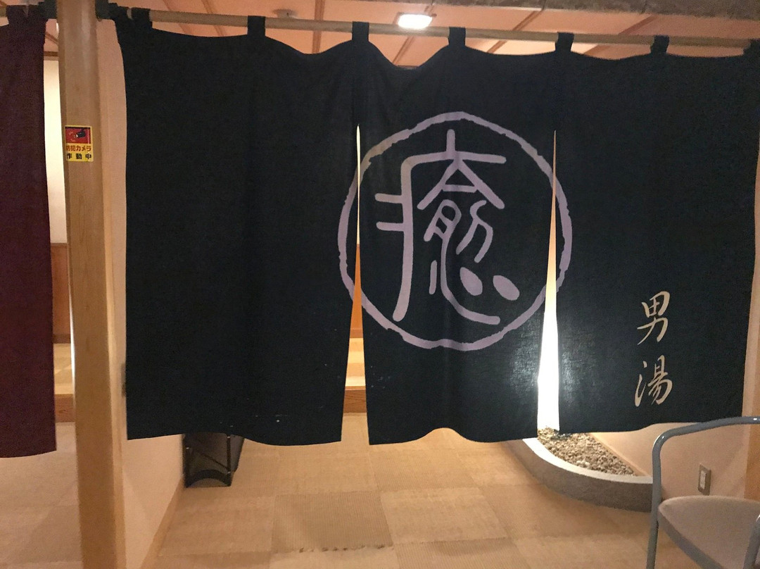 本尼亚酒店主图
