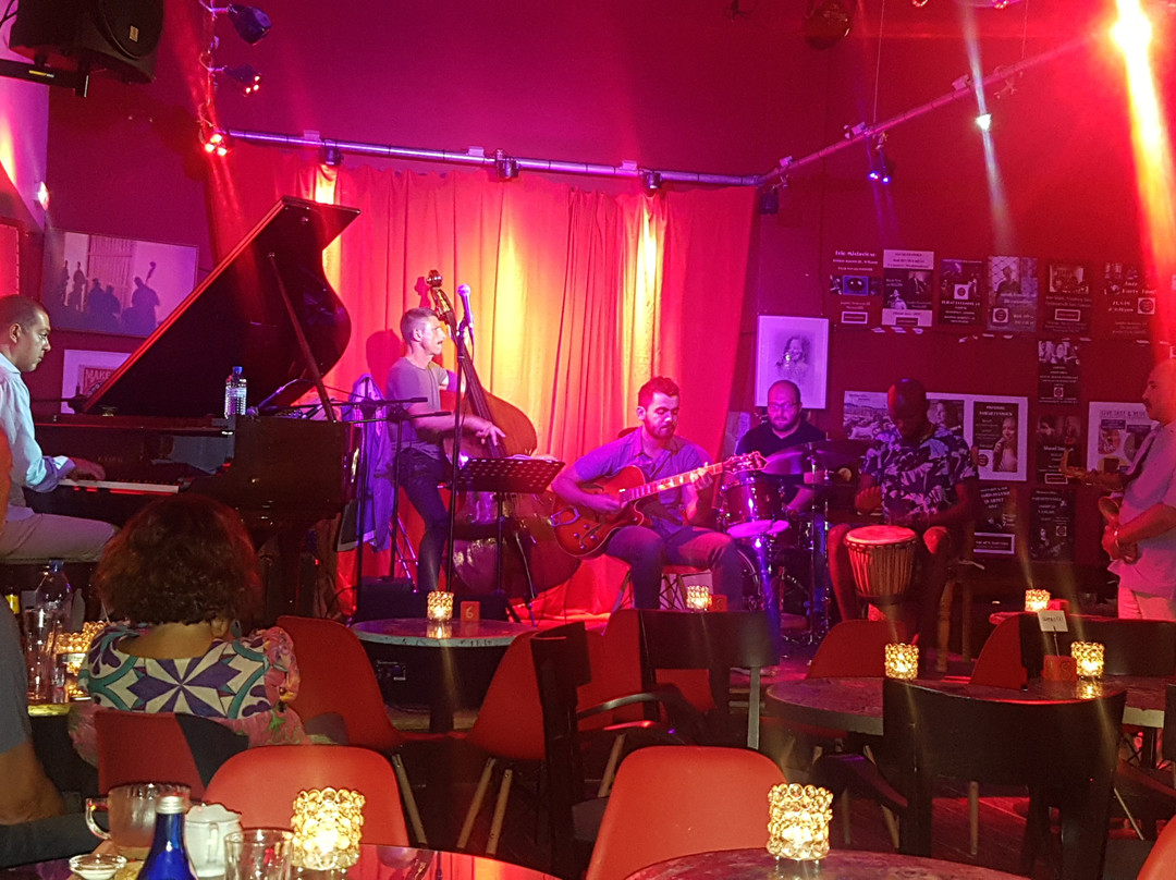 Sarah's Jazz Club-尼科西亚必去景点