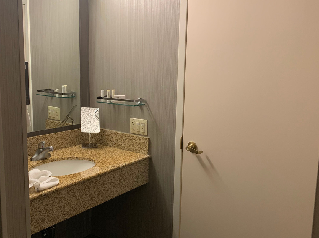 米尔皮塔斯硅谷万怡酒店主图