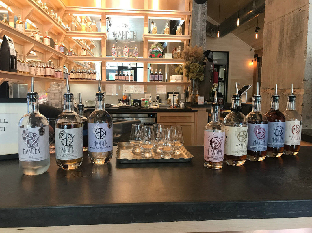 Handen Distillery景点图片