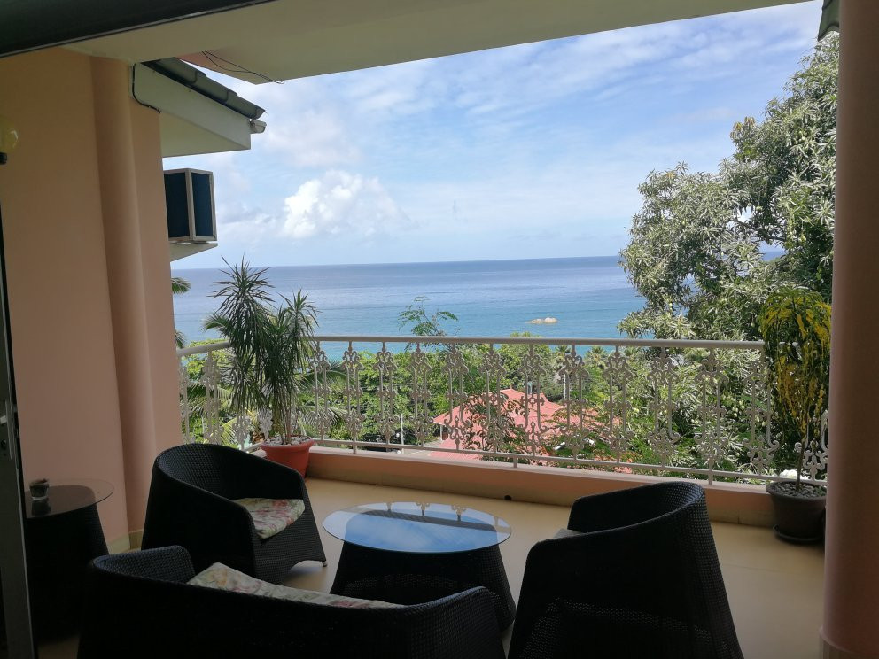 Glacis Heights Villa主图