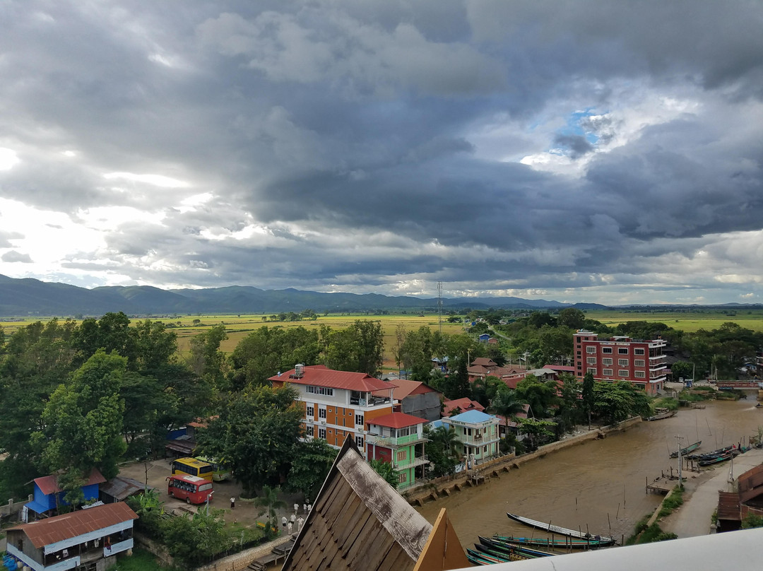 Thousand Island Hotel Inle Lake主图