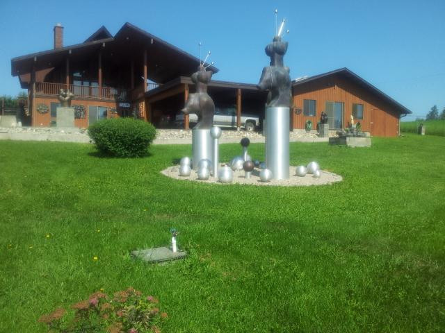 Geert Maas Sculpture Gardens Gallery and Studio-基洛纳必去景点