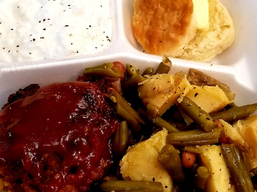 Ash Grove餐馆和美食-Turners Station Mercantile