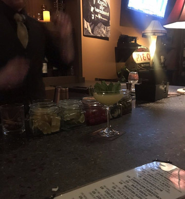 Halesite旅游景点-P's & Q's Autobody