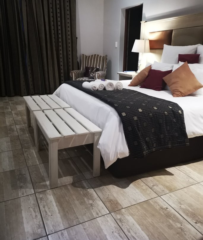 Summerset Place Country House主图