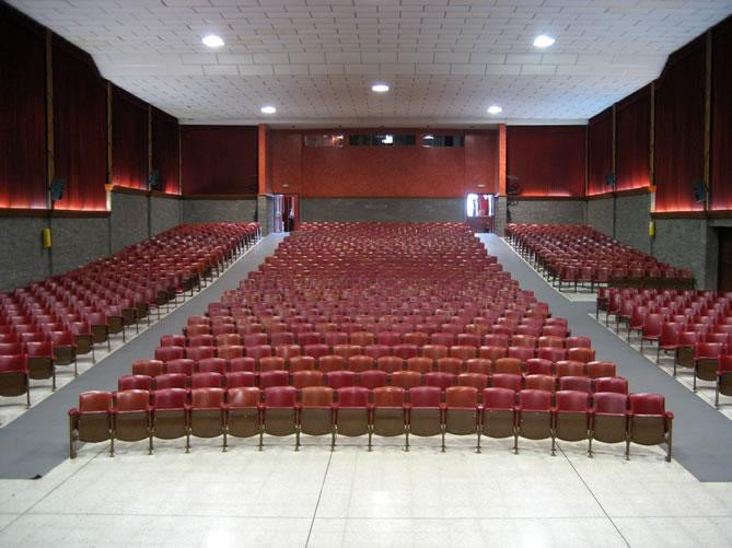 Sora旅游景点-Teatro Maldonado