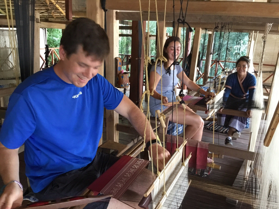 奥克流特克湄公河别墅酒店主图