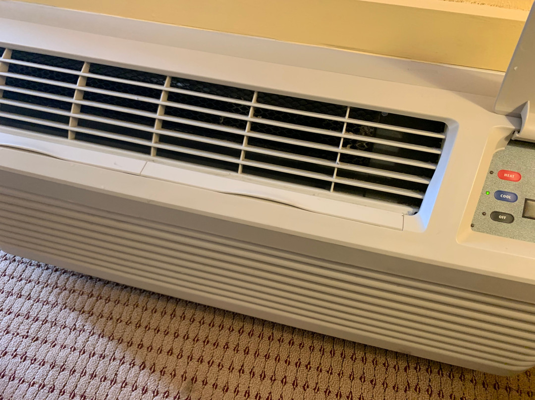 Days Inn by Wyndham Colchester Burlington主图