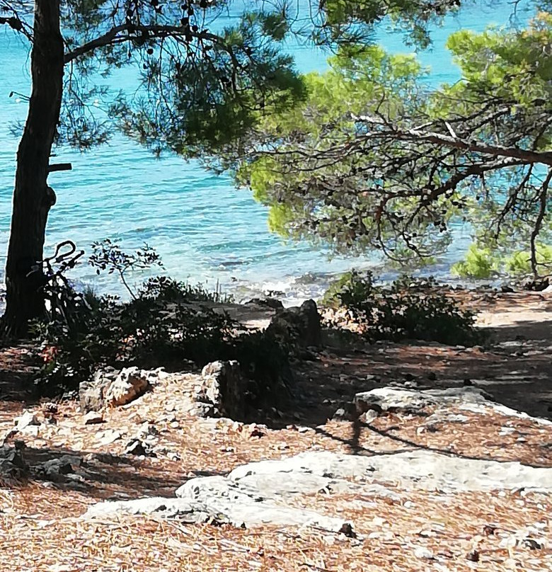 Cigrada Beach景点图片
