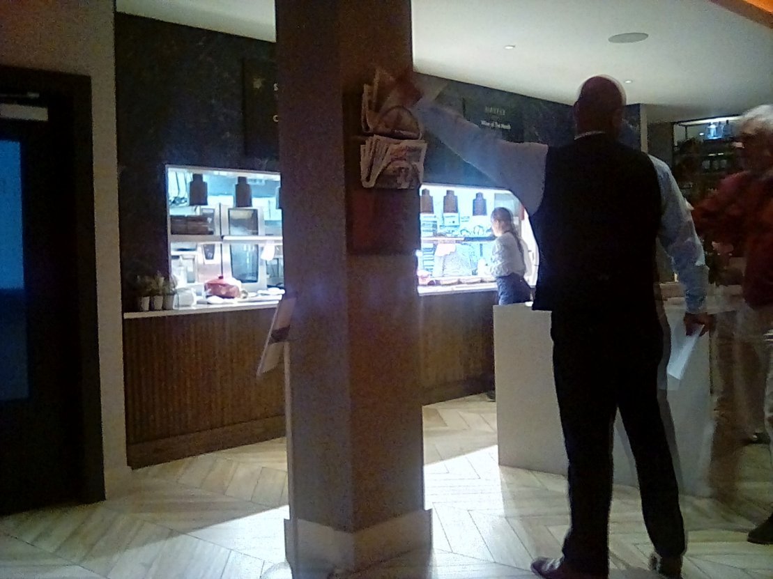 卡尔顿都柏林机场酒店-餐饮