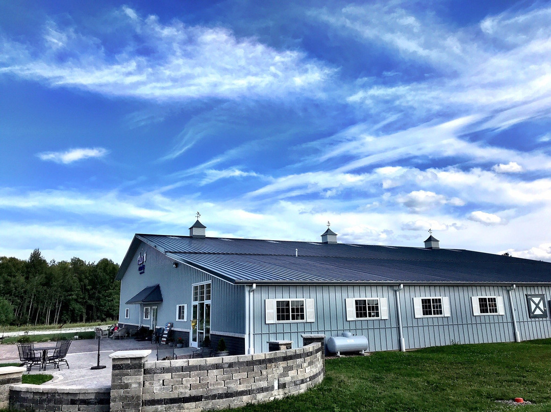 Cold  Country Vines & Wines-Kewaunee必去景点