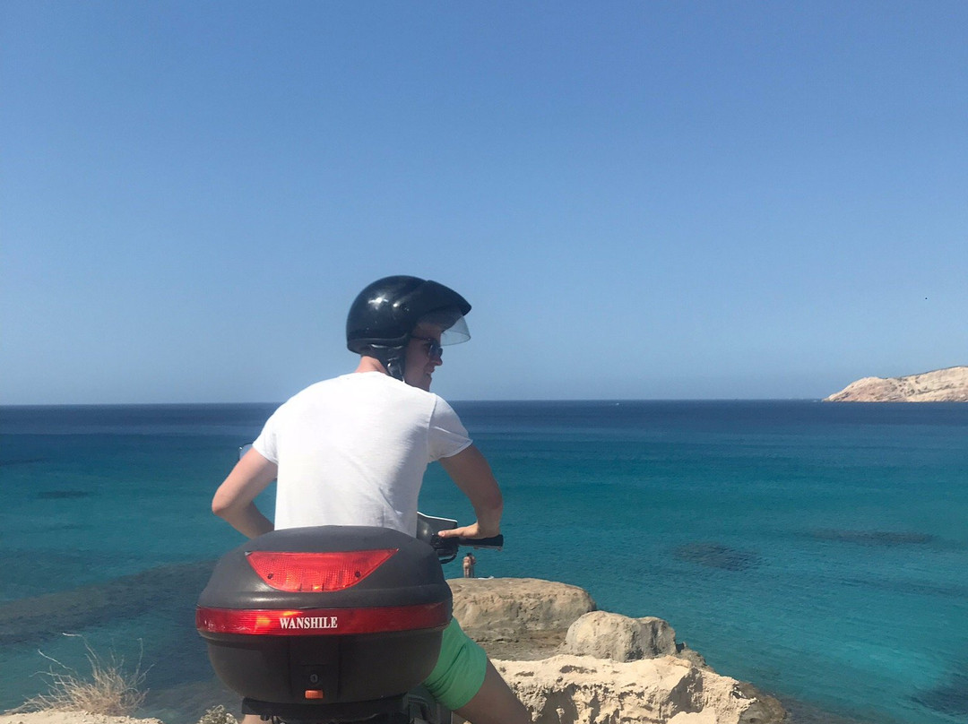 Nicki motors - Motorbike Rentals-米洛斯岛必去景点