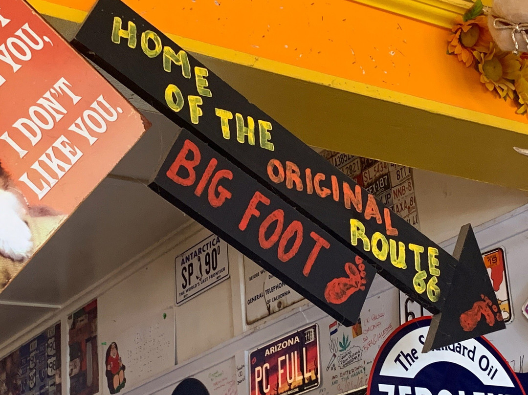 Rt 66 Hippie Cricket-塞利格曼必去景点